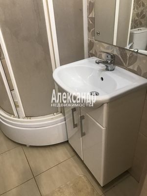 Продам однокомнатную (1-комн.) квартиру, Шувалова ул, 27/7, Мурино п
