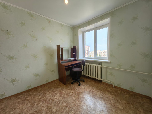 Продам трехкомнатную (3-комн.) квартиру, Великой Победы б-р, 38, Волгодонск г