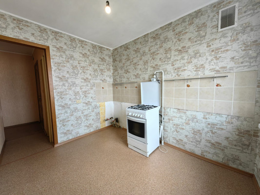 Продам трехкомнатную (3-комн.) квартиру, Великой Победы б-р, 38, Волгодонск г