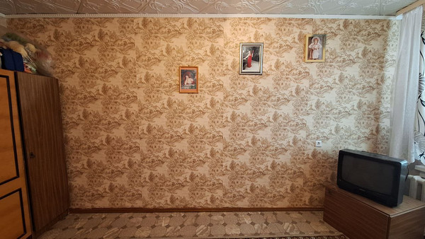 Продам трехкомнатную (3-комн.) квартиру, Шаронова ул, 17, Ишим г
