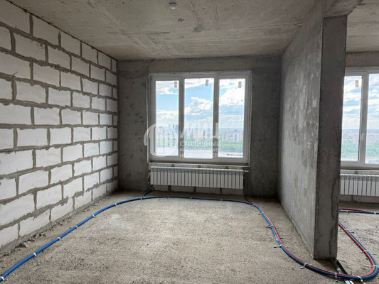 Продам трехкомнатную (3-комн.) квартиру, Фестивальная ул, 15к6, Москва г