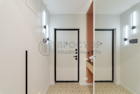 Продам трехкомнатную (3-комн.) квартиру, Лобачевского ул, 120к1, Москва г