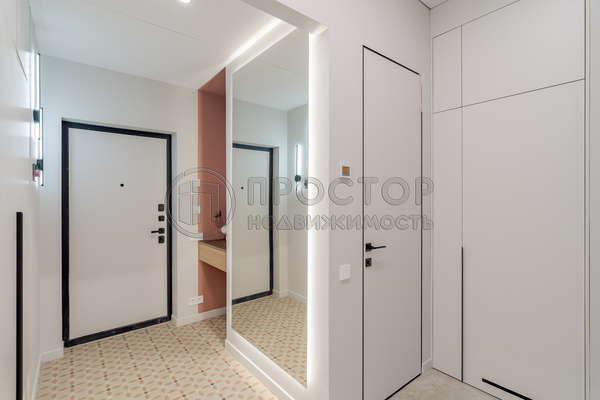 Продам трехкомнатную (3-комн.) квартиру, Лобачевского ул, 120к1, Москва г