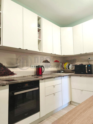 Продам двухкомнатную (2-комн.) квартиру, Коминтерна ул, 15, Москва г