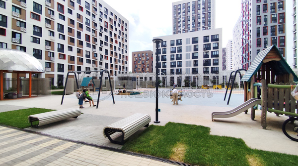Продам двухкомнатную (2-комн.) квартиру, Коминтерна ул, 15, Москва г