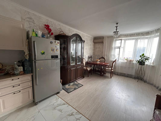 Продам однокомнатную (1-комн.) квартиру, Красногорский б-р, 7, Красногорск г