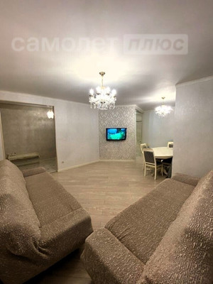 Продам трехкомнатную (3-комн.) квартиру, Артезианская ул, 6, Краснодар г