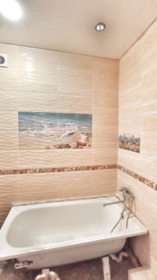 Продам двухкомнатную (2-комн.) квартиру, Космическая ул, 88/2к2, Старобжегокай аул