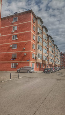 Продам двухкомнатную (2-комн.) квартиру, Космическая ул, 88/2к2, Старобжегокай аул