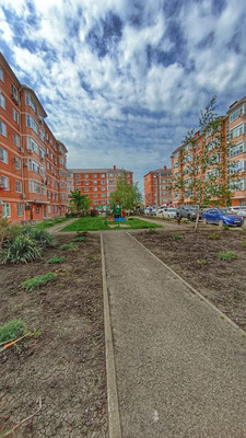 Продам двухкомнатную (2-комн.) квартиру, Космическая ул, 88/2к2, Старобжегокай аул