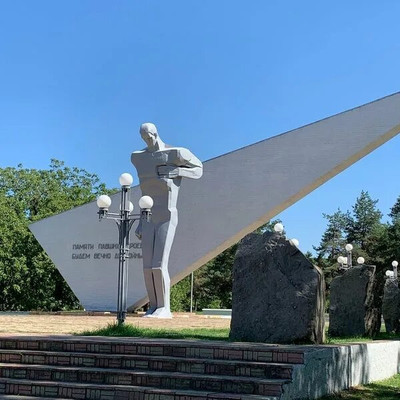 Продам трехкомнатную (3-комн.) квартиру, Байсултанова ул, 10, Нальчик г