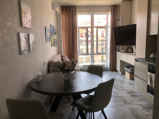 Продам двухкомнатную (2-комн.) квартиру, Крымская ул, 22к13, Геленджик г