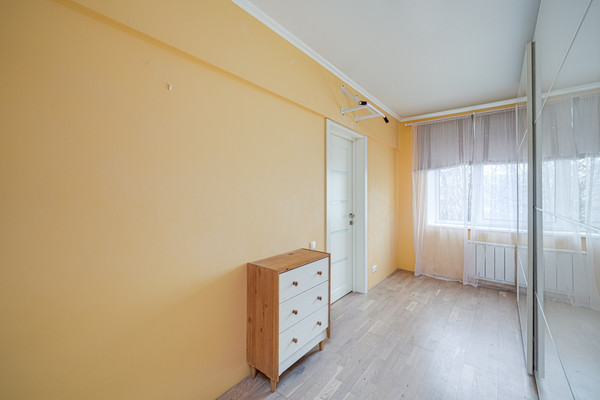 Продам двухкомнатную (2-комн.) квартиру, Часовая ул, 6к2, Москва г