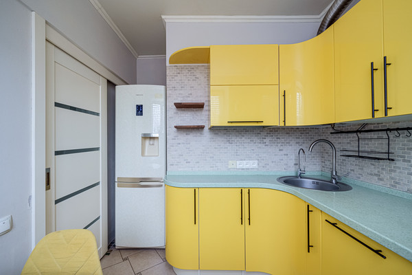 Продам двухкомнатную (2-комн.) квартиру, Часовая ул, 6к2, Москва г