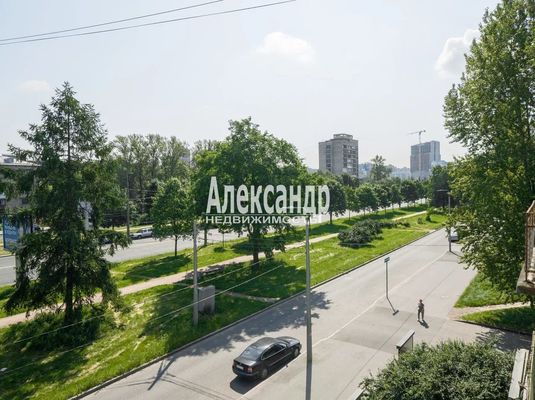 Продам двухкомнатную (2-комн.) квартиру, Новоизмайловский пр-кт, 81, Санкт-Петербург г