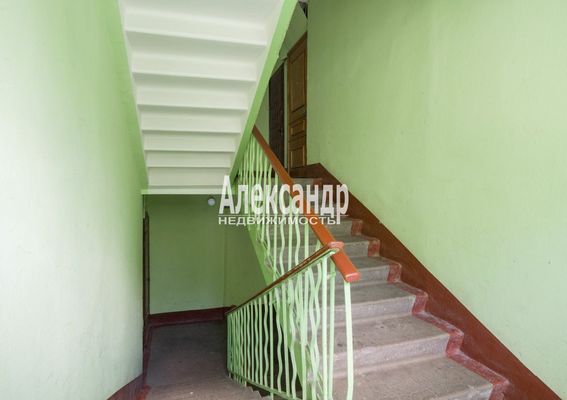 Продам двухкомнатную (2-комн.) квартиру, Новоизмайловский пр-кт, 81, Санкт-Петербург г