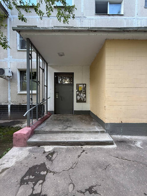 Продам трехкомнатную (3-комн.) квартиру, Белая ул, 18, Андреевка рп