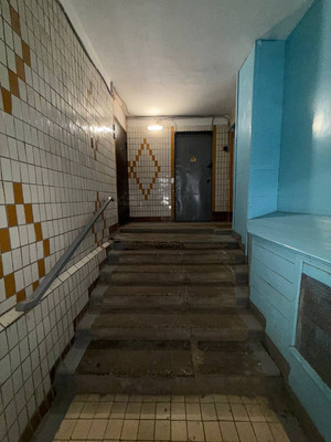 Продам трехкомнатную (3-комн.) квартиру, Белая ул, 18, Андреевка рп