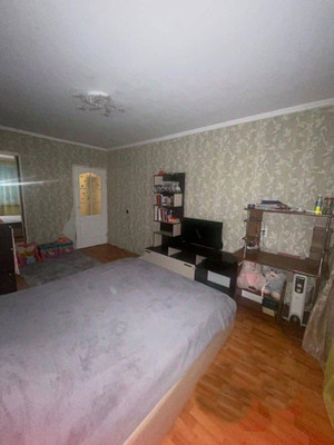 Продам трехкомнатную (3-комн.) квартиру, Верности ул, 44к3, Санкт-Петербург г