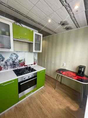 Продам трехкомнатную (3-комн.) квартиру, Верности ул, 44к3, Санкт-Петербург г