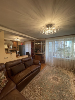 Продам трехкомнатную (3-комн.) квартиру, Заречная ул, 37, Полтево д