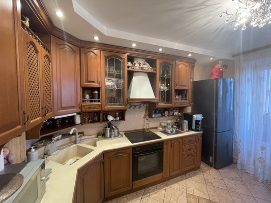 Продам трехкомнатную (3-комн.) квартиру, Заречная ул, 37, Полтево д
