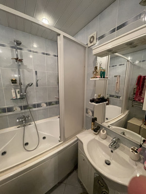 Продам трехкомнатную (3-комн.) квартиру, Заречная ул, 37, Полтево д