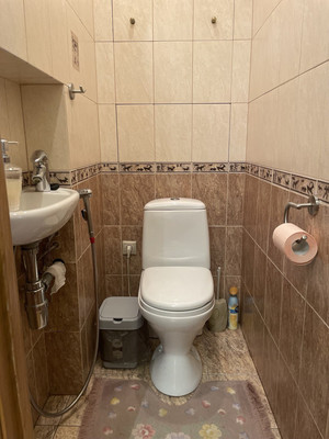 Продам трехкомнатную (3-комн.) квартиру, Заречная ул, 37, Полтево д