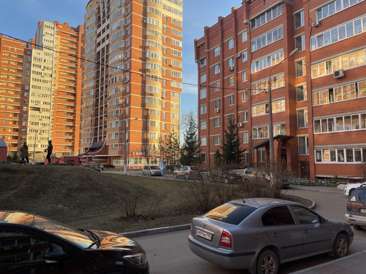 Продам трехкомнатную (3-комн.) квартиру, Заречная ул, 37, Полтево д