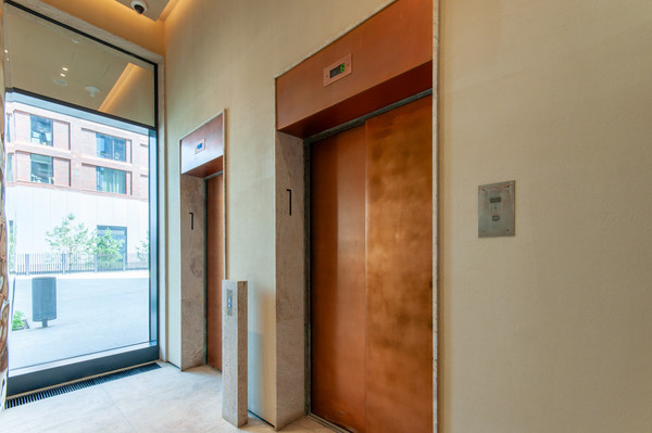Продам трехкомнатную (3-комн.) квартиру, Волоколамское ш, 95/2к3, Москва г