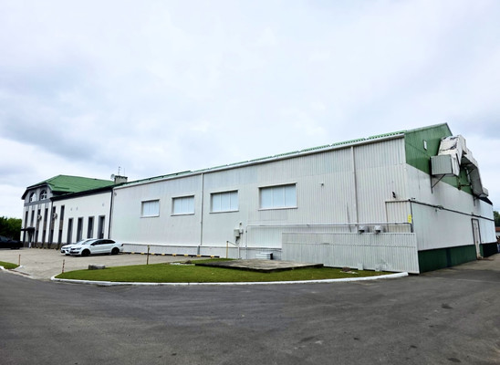 Сдам коммерческое помещение 1 650 м2, Ржевский 2-й пер, 20ка, Калининград г