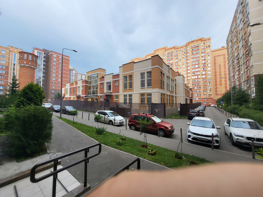 Продам однокомнатную (1-комн.) квартиру, Липовый парк ул, 8к2, Коммунарка п