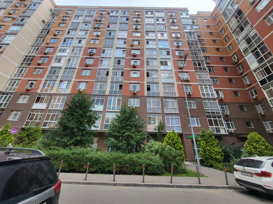 Продам однокомнатную (1-комн.) квартиру, Липовый парк ул, 8к2, Коммунарка п