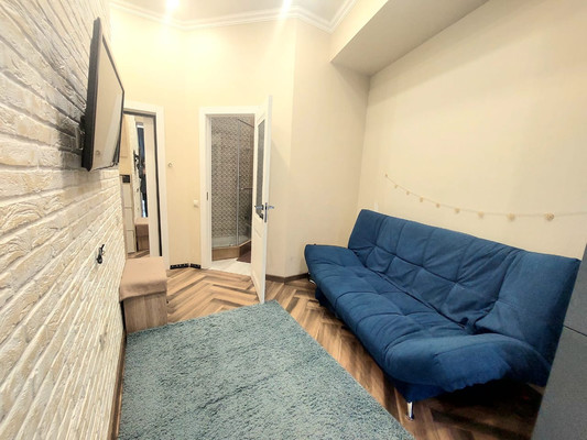 Продам однокомнатную (1-комн.) квартиру, Крымская ул, 22к14, Геленджик г