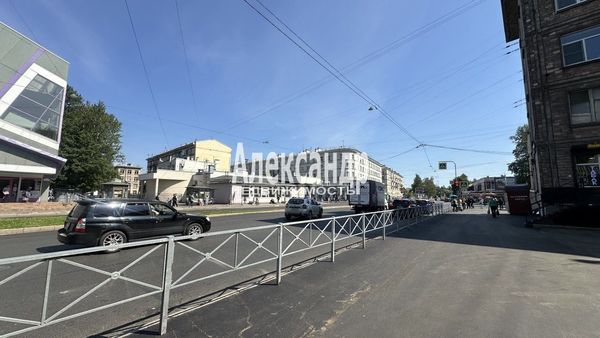 Продам двухкомнатную (2-комн.) квартиру, Бабушкина ул, 11, Санкт-Петербург г