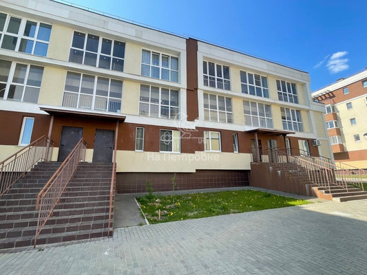Продам трехкомнатную (3-комн.) квартиру, Покровская ул, 3к2, Нахабино рп
