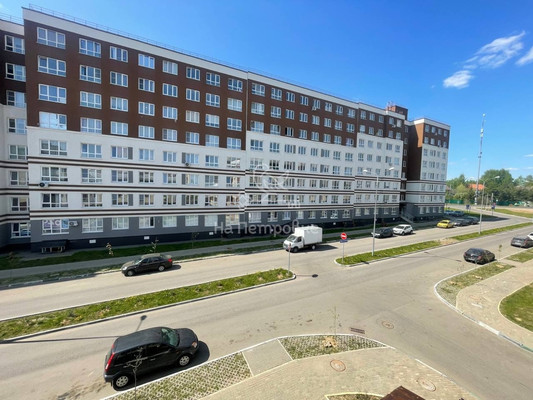 Продам трехкомнатную (3-комн.) квартиру, Покровская ул, 3к2, Нахабино рп