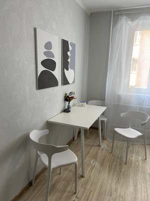Продам трехкомнатную (3-комн.) квартиру, 1-й Очаковский пер, 3, Москва г