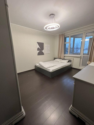 Продам трехкомнатную (3-комн.) квартиру, 1-й Очаковский пер, 3, Москва г
