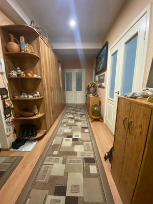 Продам трехкомнатную (3-комн.) квартиру, Булгакова ул, 13, Пятигорск г