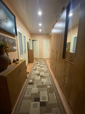 Продам трехкомнатную (3-комн.) квартиру, Булгакова ул, 13, Пятигорск г