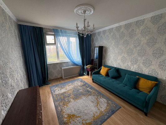 Продам двухкомнатную (2-комн.) квартиру, Кашёнкин Луг ул, 8к1, Москва г