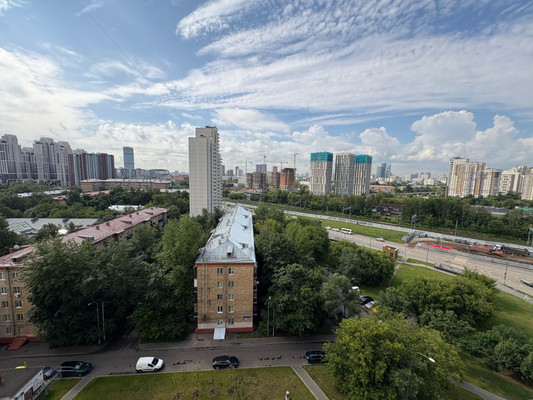 Продам двухкомнатную (2-комн.) квартиру, Кашёнкин Луг ул, 8к1, Москва г