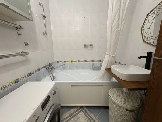 Продам двухкомнатную (2-комн.) квартиру, Кашёнкин Луг ул, 8к1, Москва г