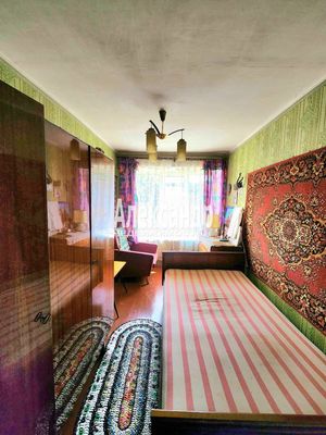 Продам двухкомнатную (2-комн.) квартиру, Кооперативная ул, 12, Будогощь гп