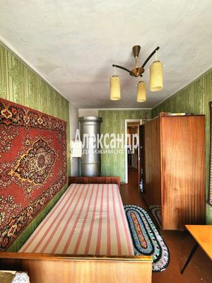 Продам двухкомнатную (2-комн.) квартиру, Кооперативная ул, 12, Будогощь гп