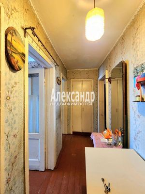 Продам двухкомнатную (2-комн.) квартиру, Кооперативная ул, 12, Будогощь гп