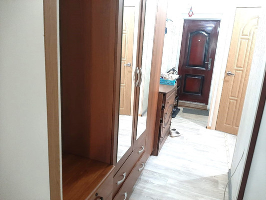 Продам трехкомнатную (3-комн.) квартиру, Энгельса ул, 91, Тихорецк г