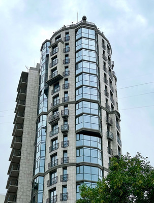 Продам трехкомнатную (3-комн.) квартиру, Ленсовета ул, 87к3, Санкт-Петербург г
