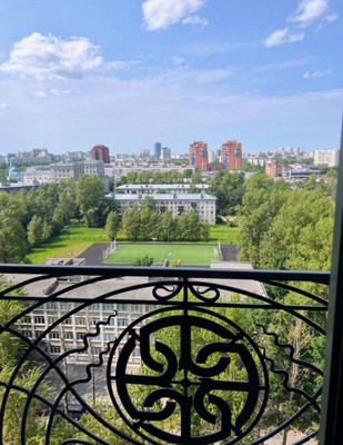 Продам трехкомнатную (3-комн.) квартиру, Ленсовета ул, 87к3, Санкт-Петербург г